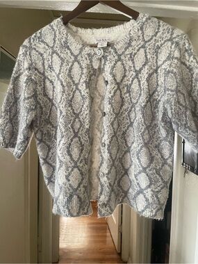 Cozy Patterned Knit Nicole Miller Cardigan Sweater - Gray & Cream